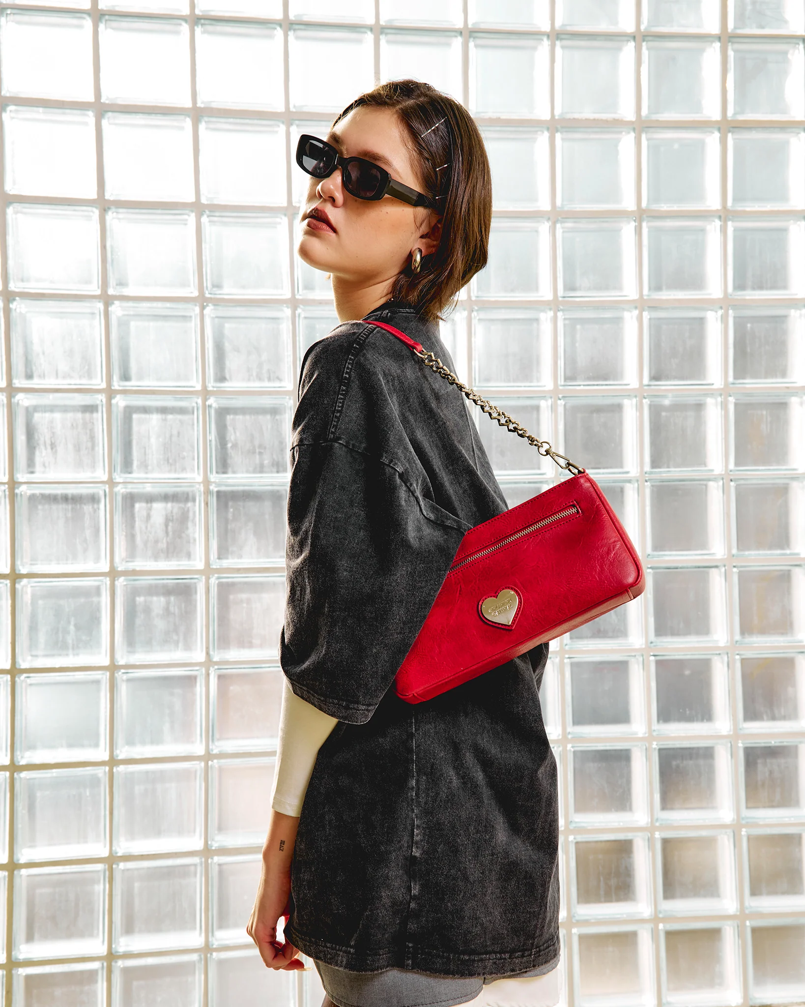 Cargo Pochette (Vintage Cherry) - Image 7