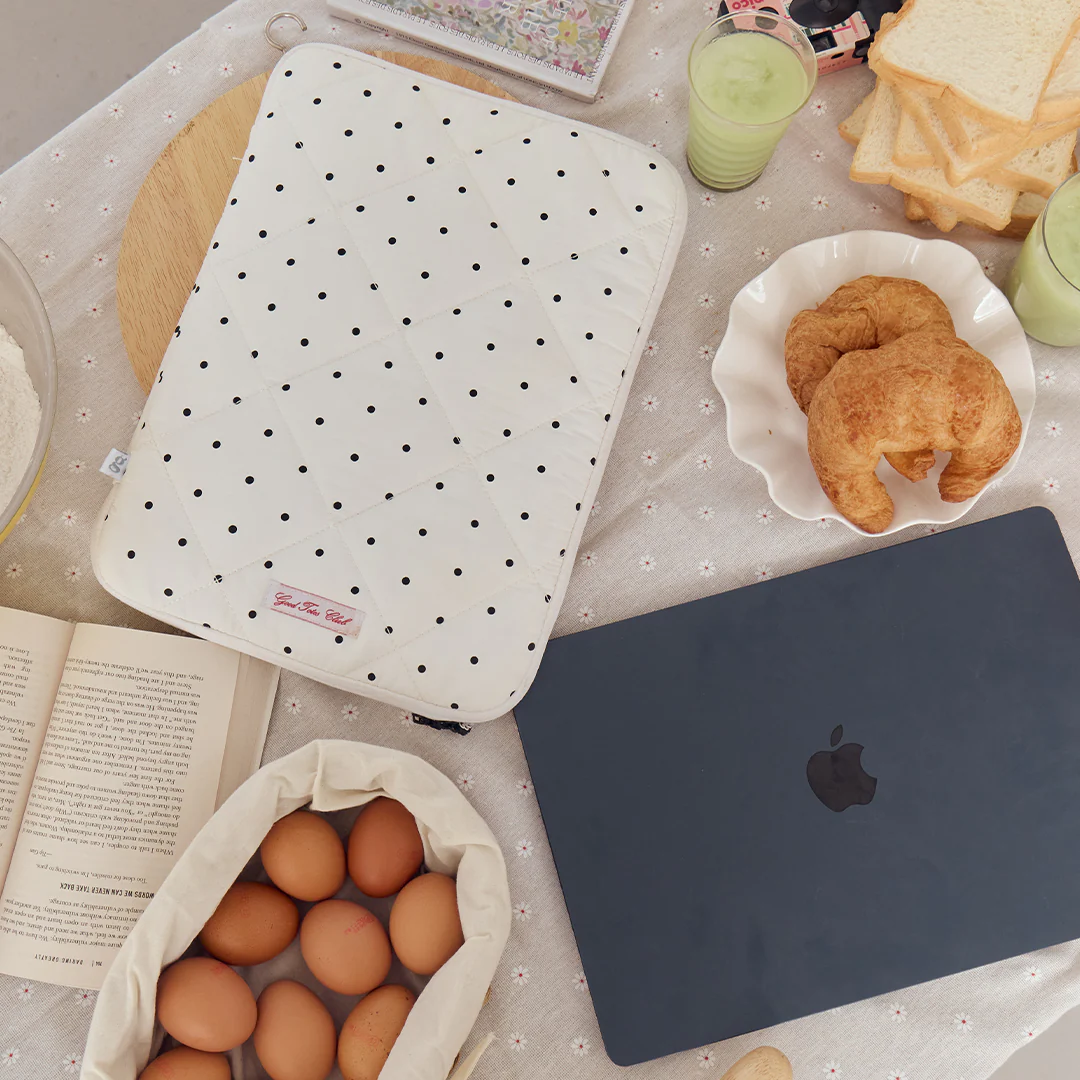 Pillow Laptop Sleeve (Polka Dot) - Image 3