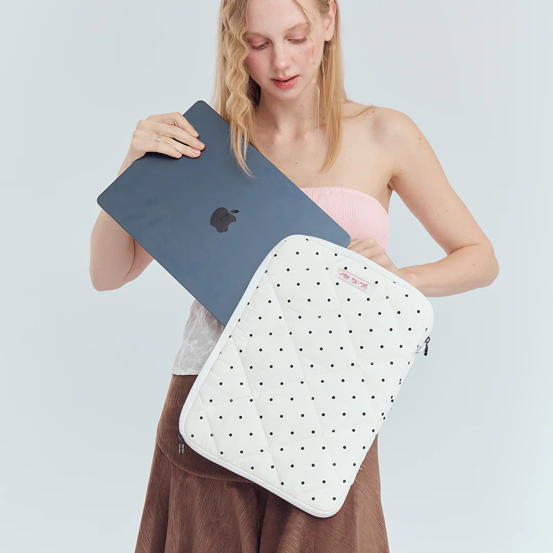 Pillow Laptop Sleeve (Polka Dot) - Image 6